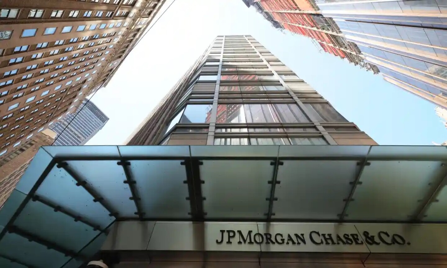 banco_jp_morgan_chase_llega_a_un_acuerdo_con_las_víctimas_de_los_abusos_de_jeffrey_epstein