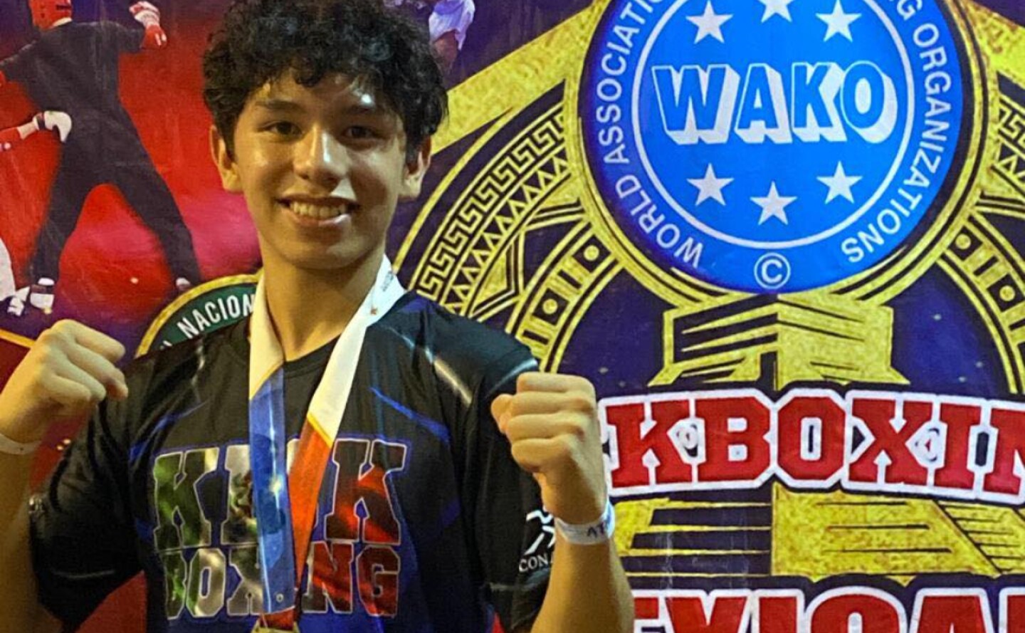 estudiante-cch-naucalpan-kick-boxing