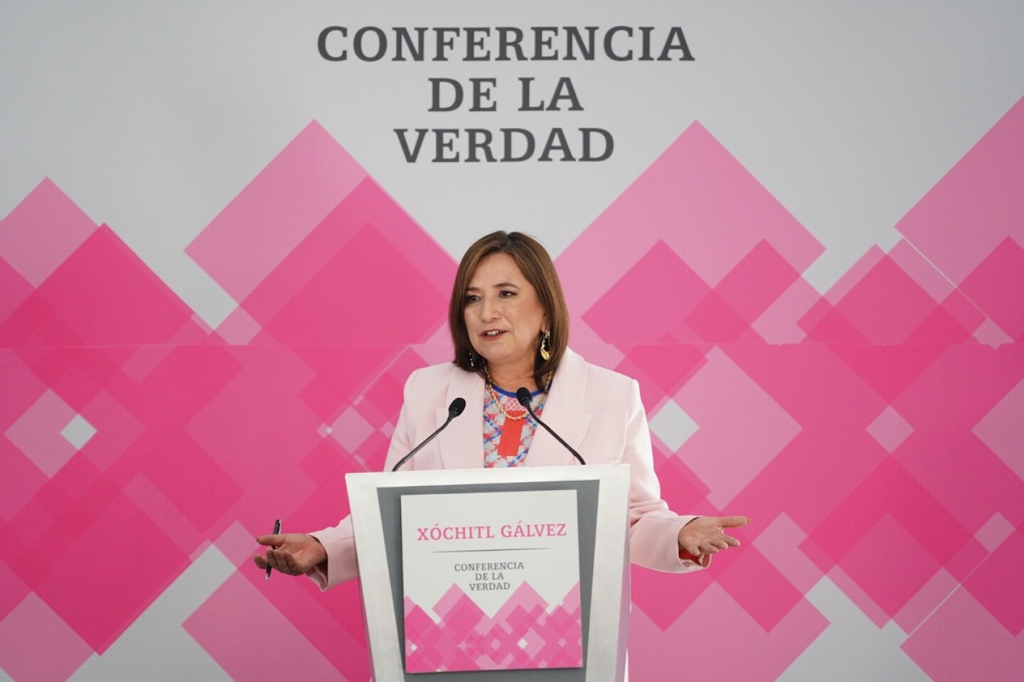 xochitl_conferencia_de_la_verdad