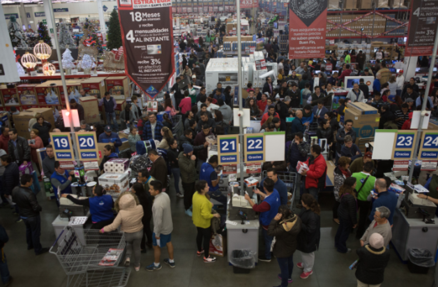 Cuartoscuro_Buen_Fin_Tercero_Díaz