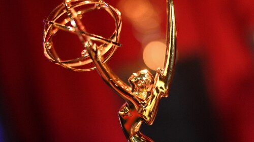 a-que-hora-son-los-emmy