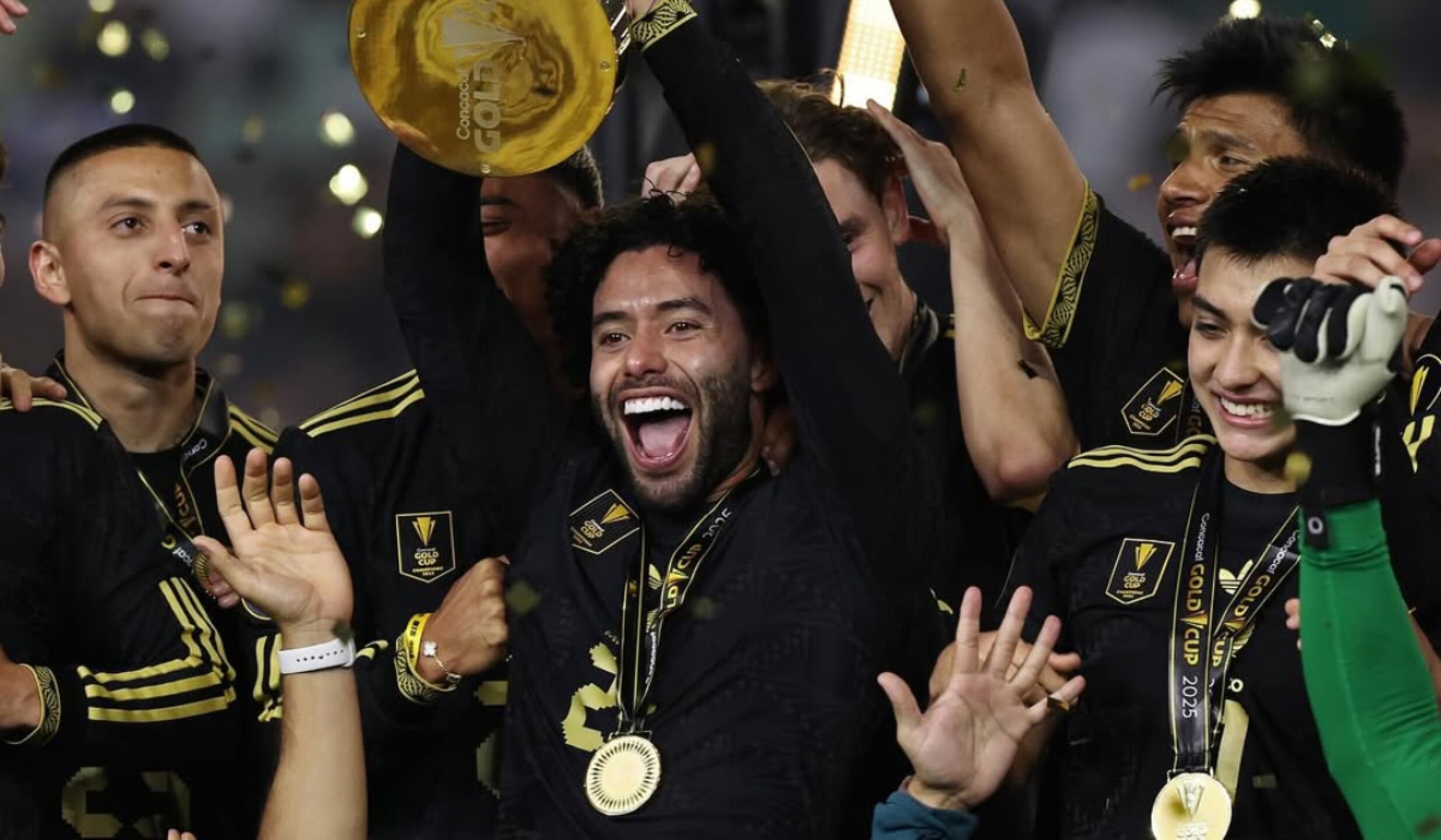 chino-huerta-seleccion-mexicana (1).jpg