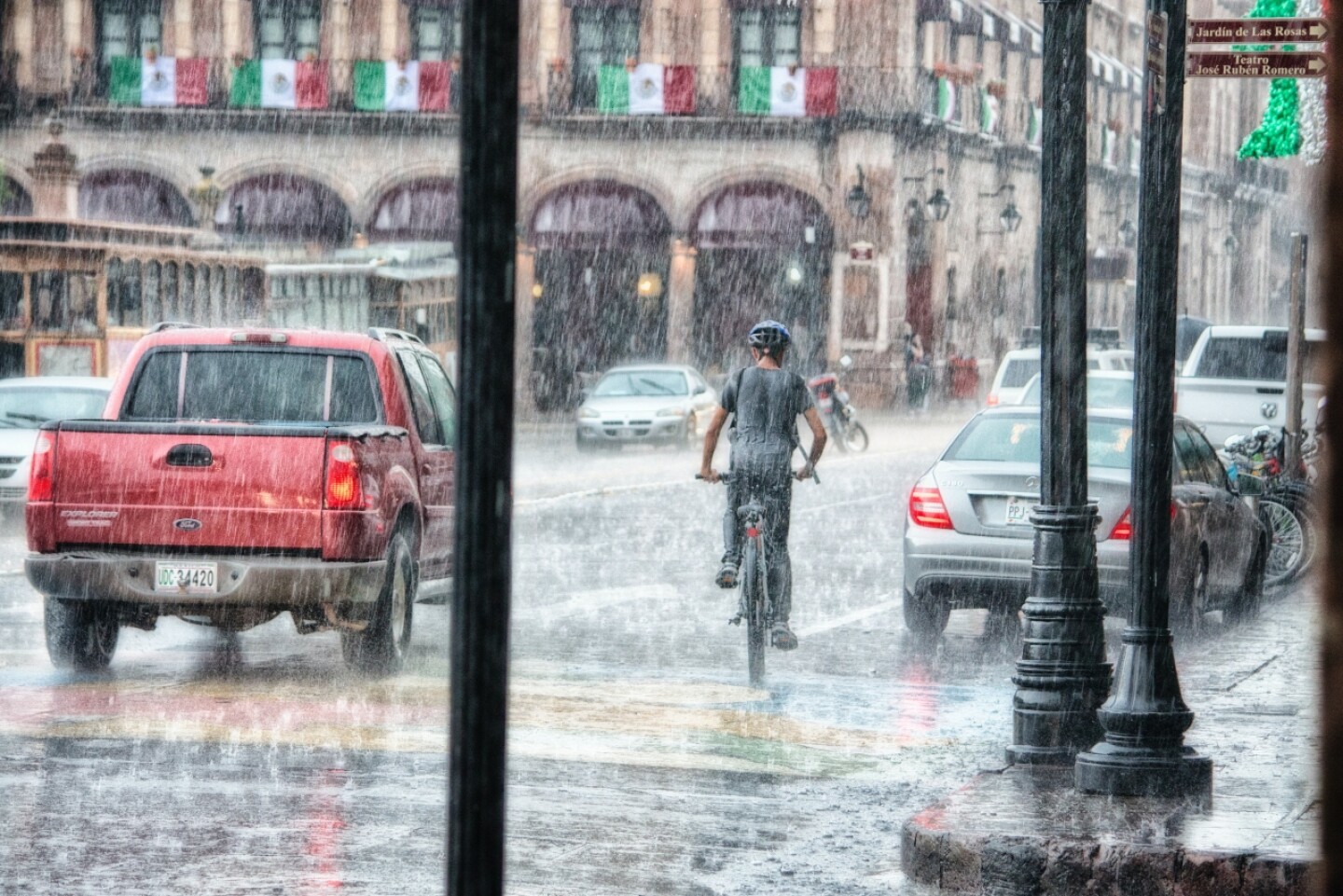 tormenta tropical max