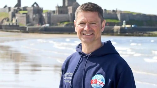 exsoldado_nada_desde_el_reino_unido_hasta_la_isla_de_man