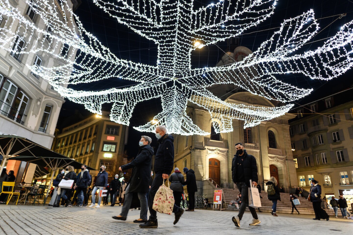 SWITZERLAND-HEALTH-VIRUS-CHRISTMAS