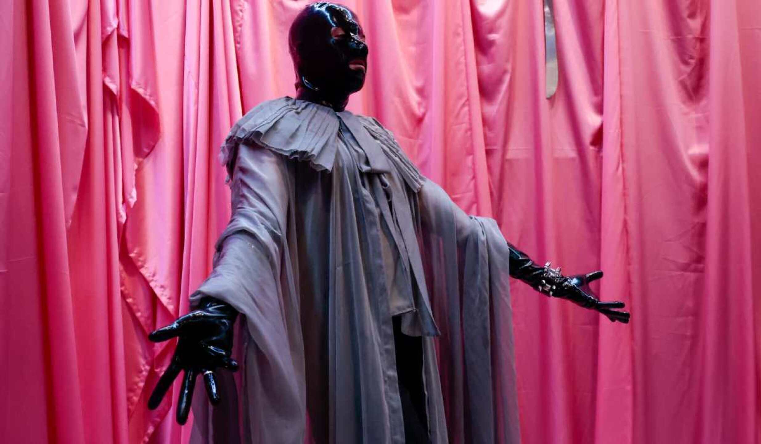 fabian chairez polemica arte entrevista(1).jpg