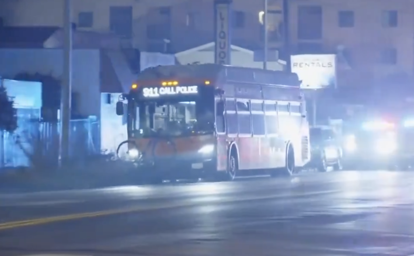 AUTOBÚS LOS ÁNGELES.png