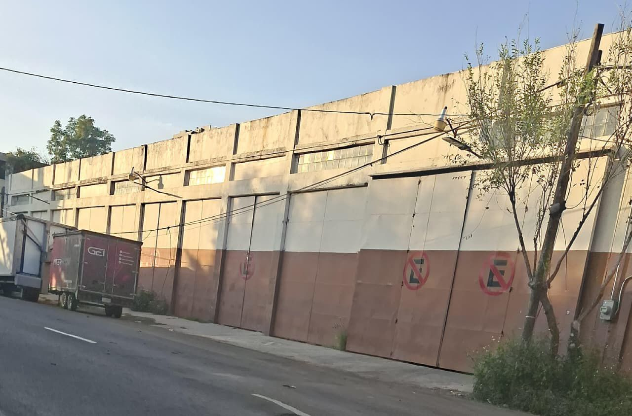 fiesta clandestina2.png