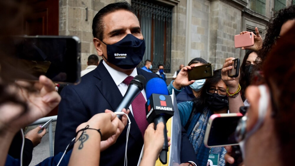 silvano-aureoles-amlo