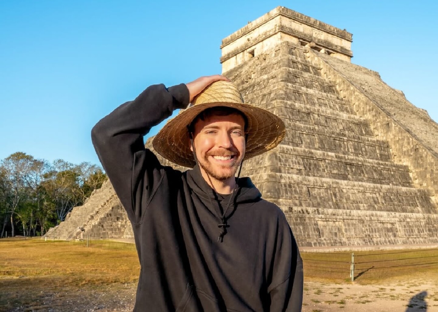 Jimmy Donaldson, alias MrBeast, en las ruinas arqueológicas de Chichén Itzá