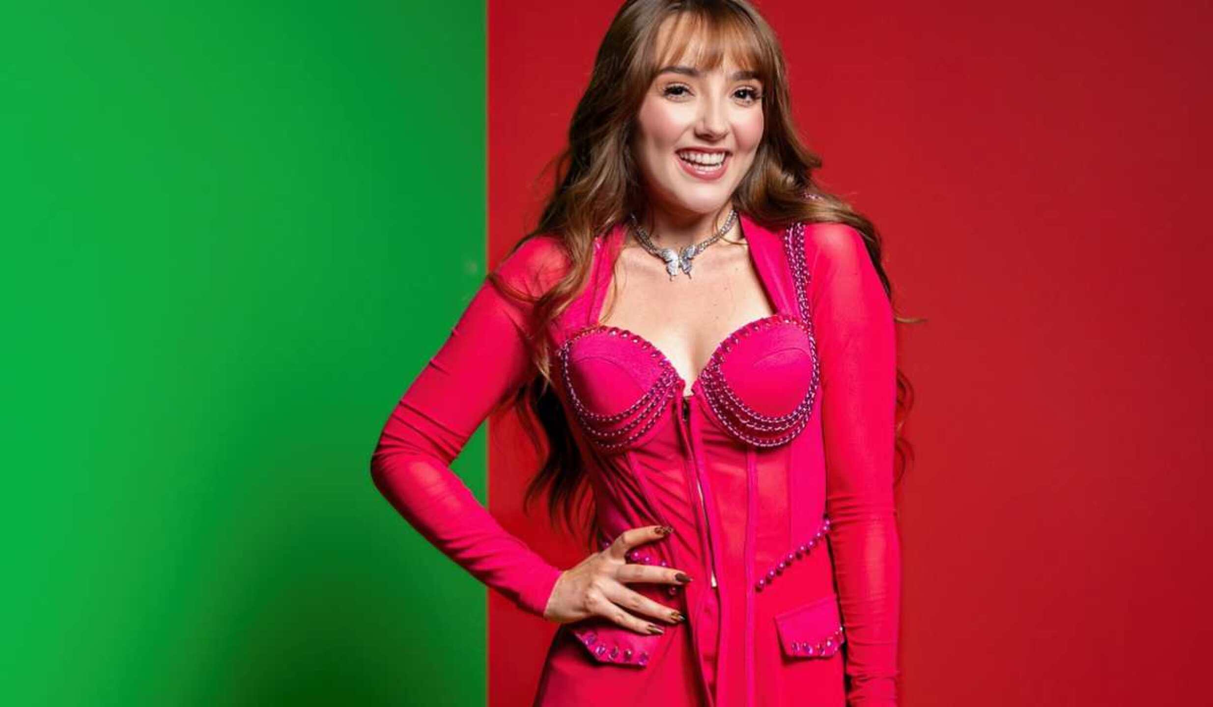 elaine haro la casa de los famosos mexico(1).jpg