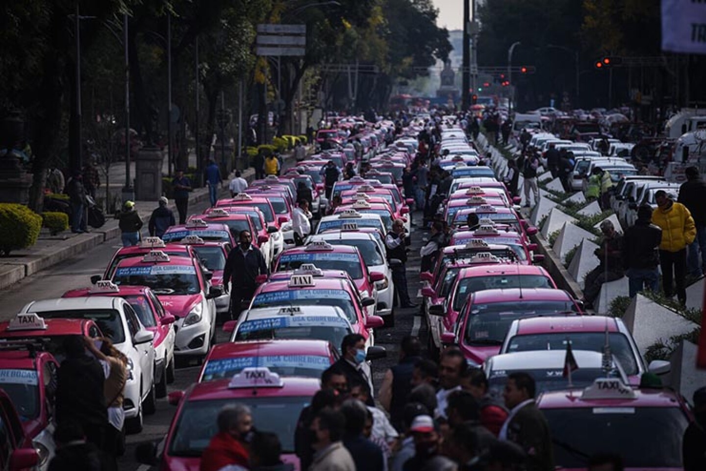 Taxistas se manifiestan