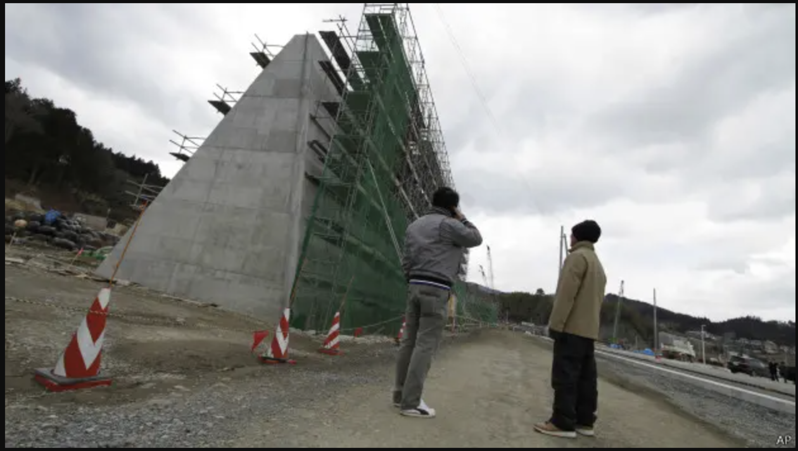 Trabajos en el muro de Japón