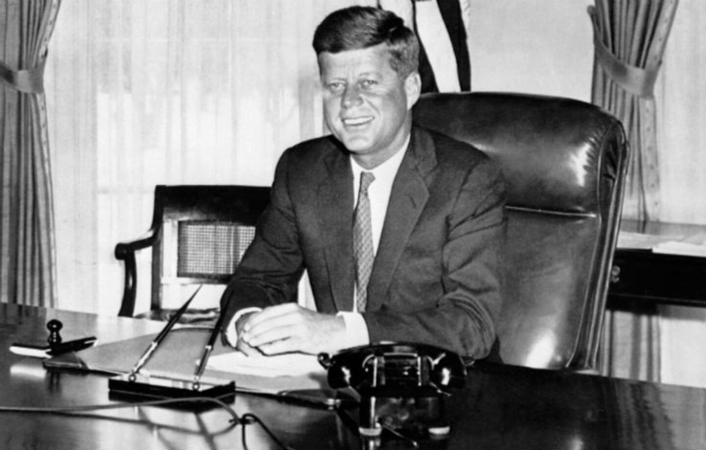 Oswald trató de conseguir visas en México, revelan archivos de JFK