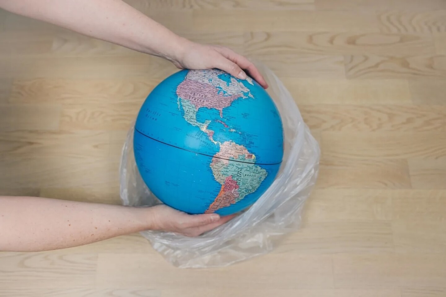 mundo-bolsa-plastico-2