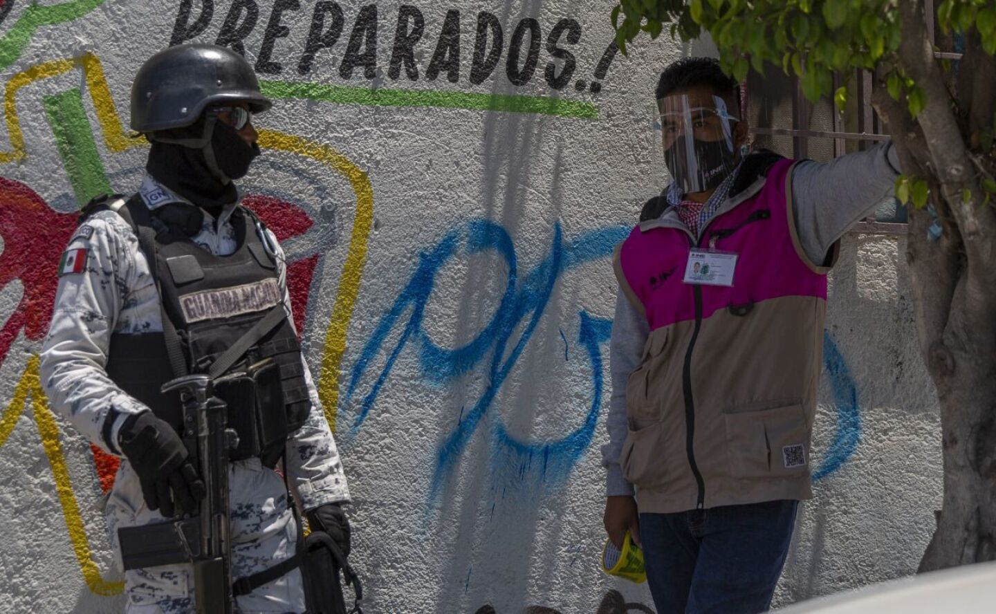 Dejan restos humanos en distintas casillas electorales de Tijuana.