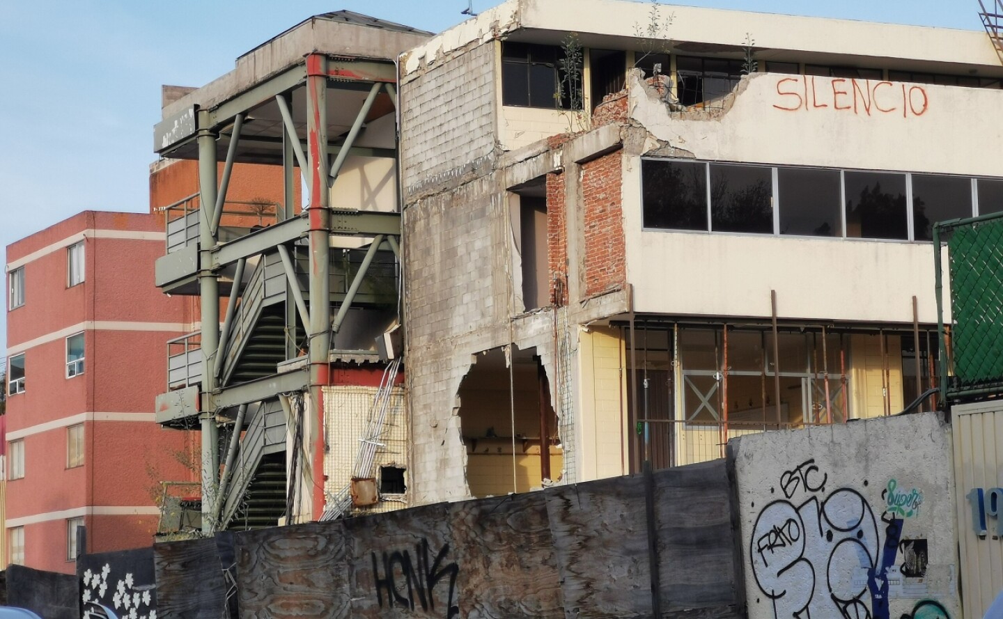 Colegio Enrique Rébsamen.jpg