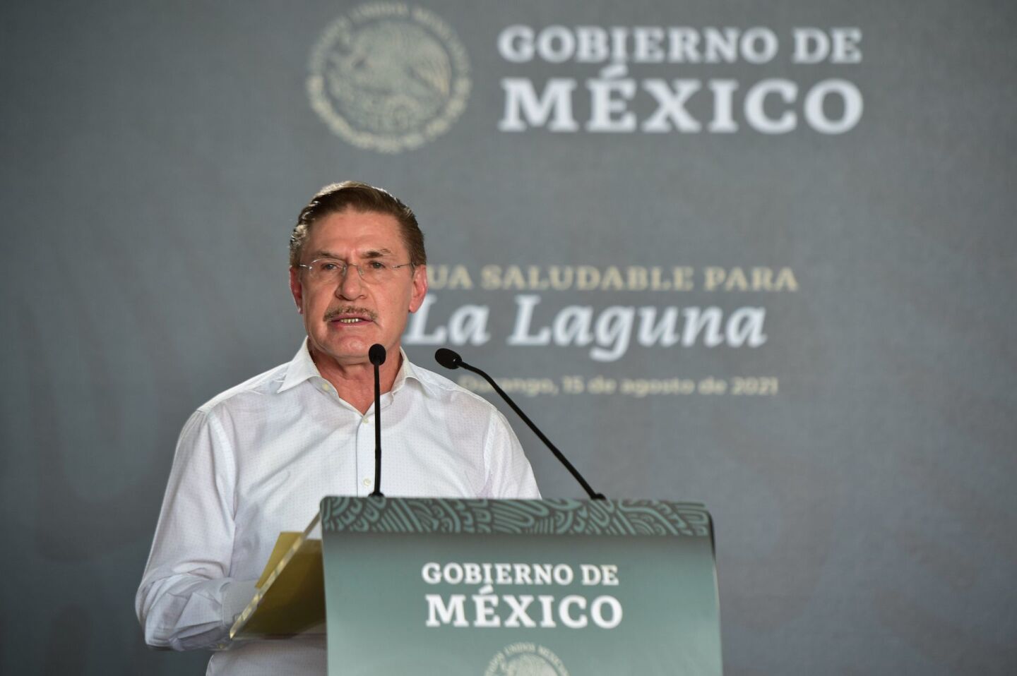 José Rosas Aispuro, gobernador de Durango, durante su participación en el evento.