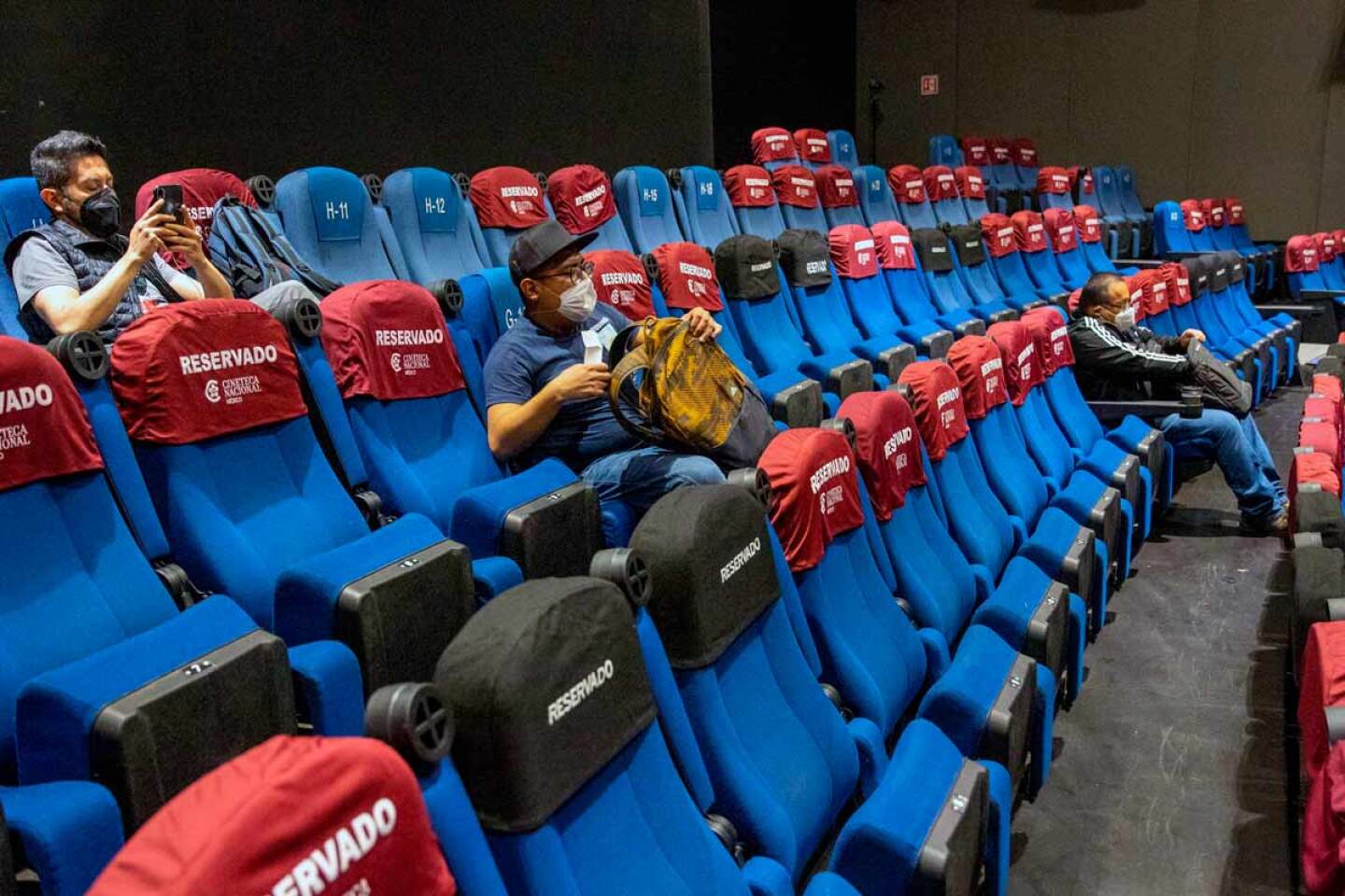 Cines-1