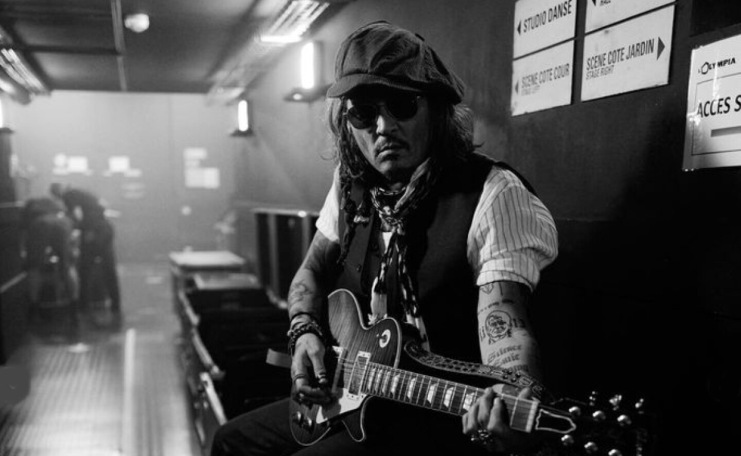 johnny_depp_concierto_budapest_inconsciente_hotel