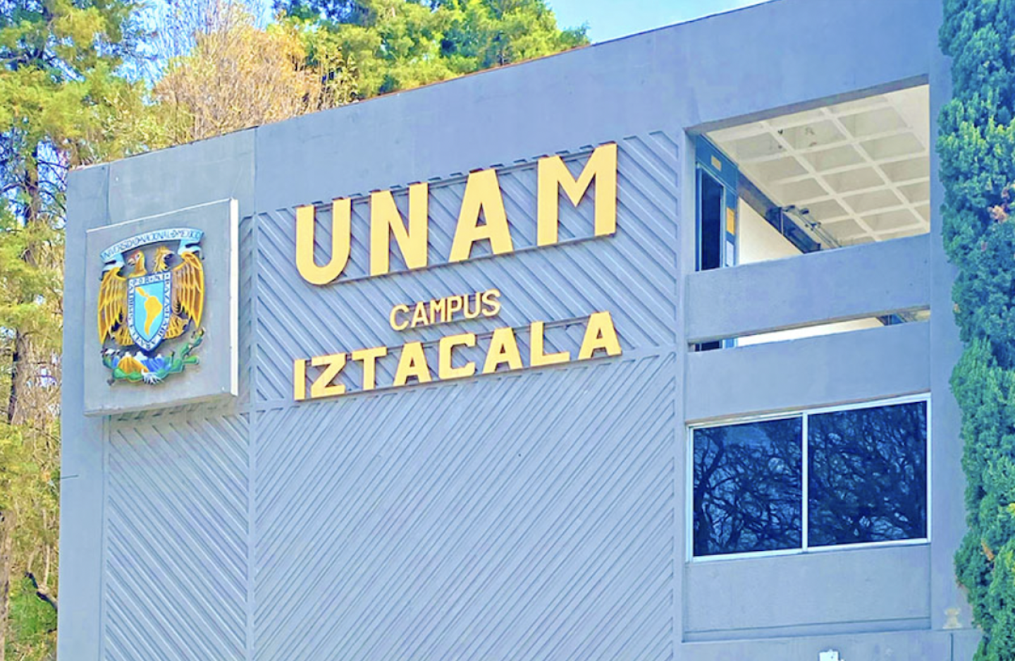 FES Iztacala .png