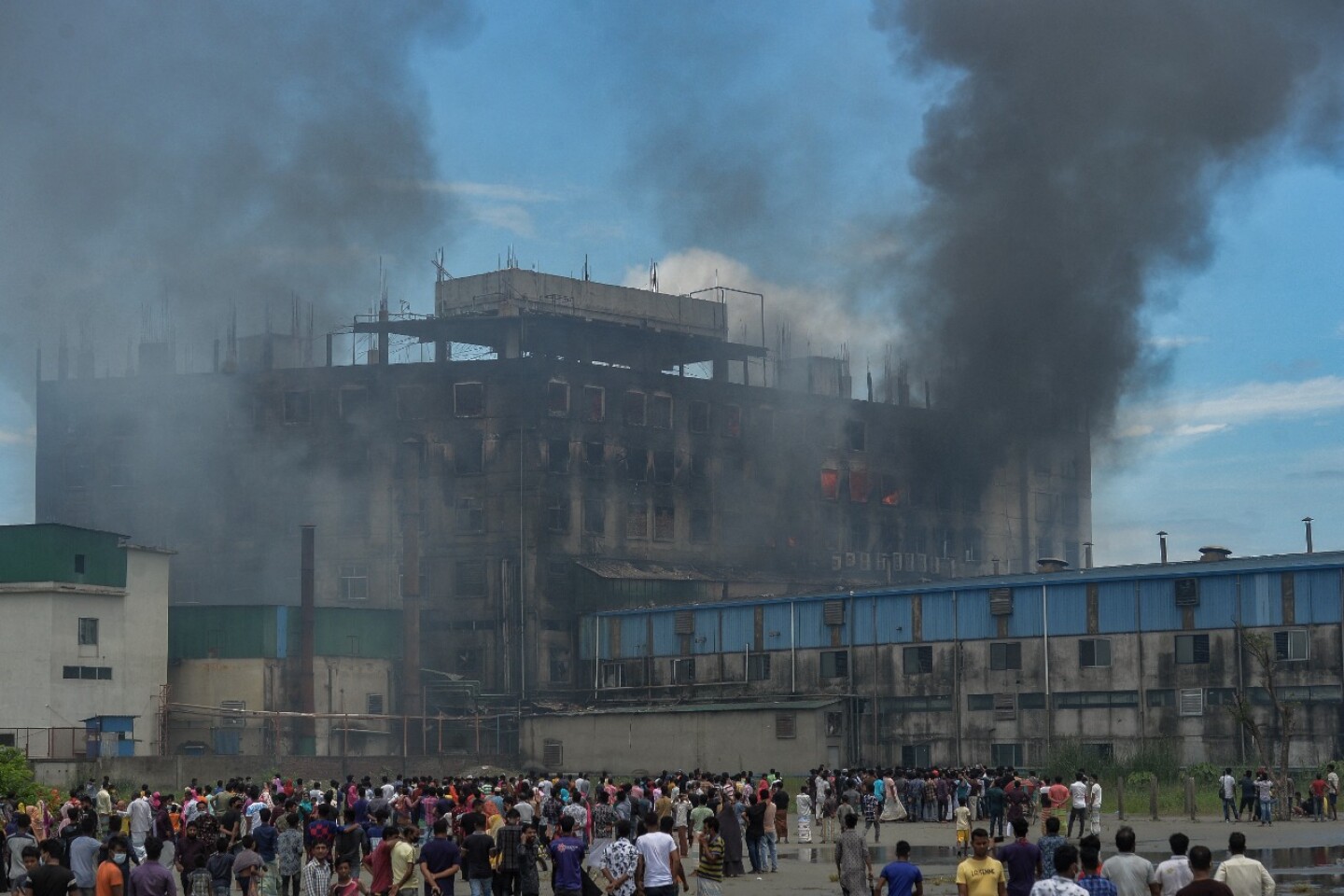incendio-fábrica-bangladés