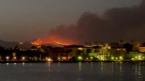 grecia incendios forestales en tres islas y en el territorio continental