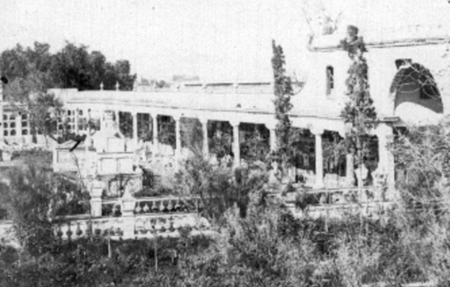 Panteón de Santa Paula