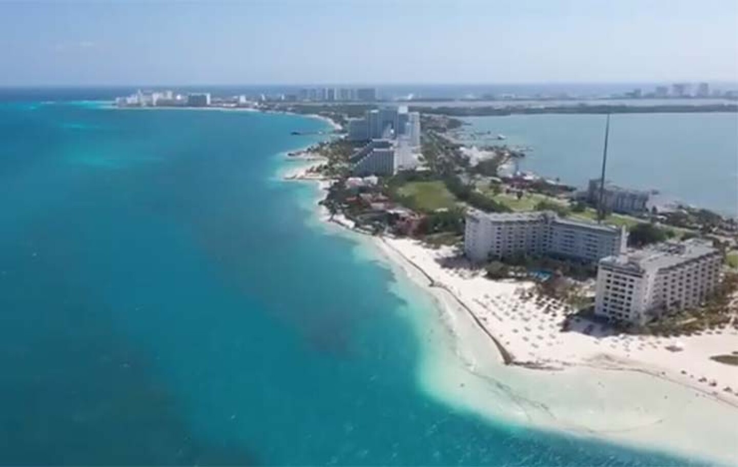 Realizan operativos para inhibir delincuencia en playas de Q. Roo