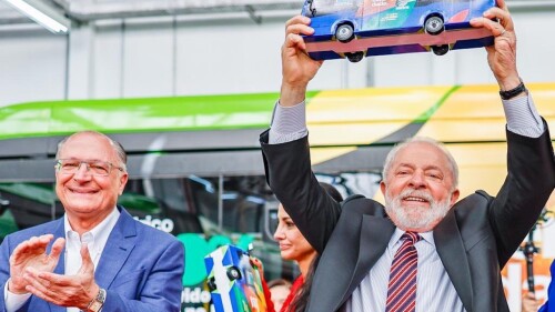 brasil-inaugura-su-mayor-fabrica-de-autobuses-electricos