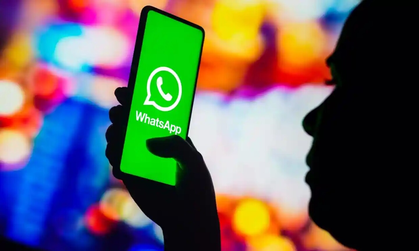 whatsapp_vuelve_a_estar_en_línea_tras_caídas_mundiales