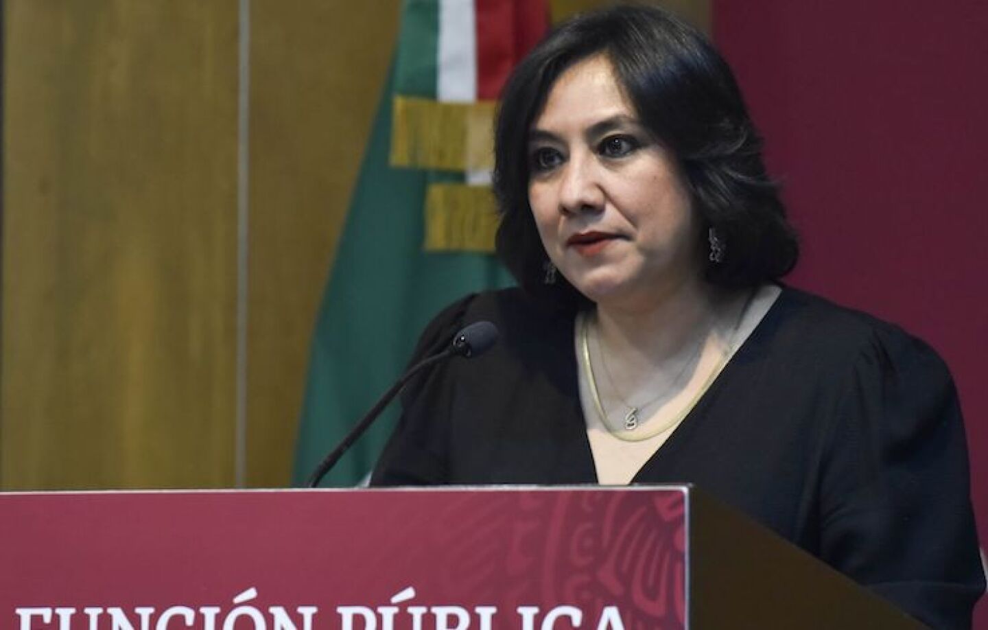 Irma Eréndira Sandoval, secretaria de la Función Pública, durante la presentación de la Convocatoria “Un Gobierno con paridad. Primer Concurso de Ingreso a la Administración Pública Federal exclusivo para Mujeres”.