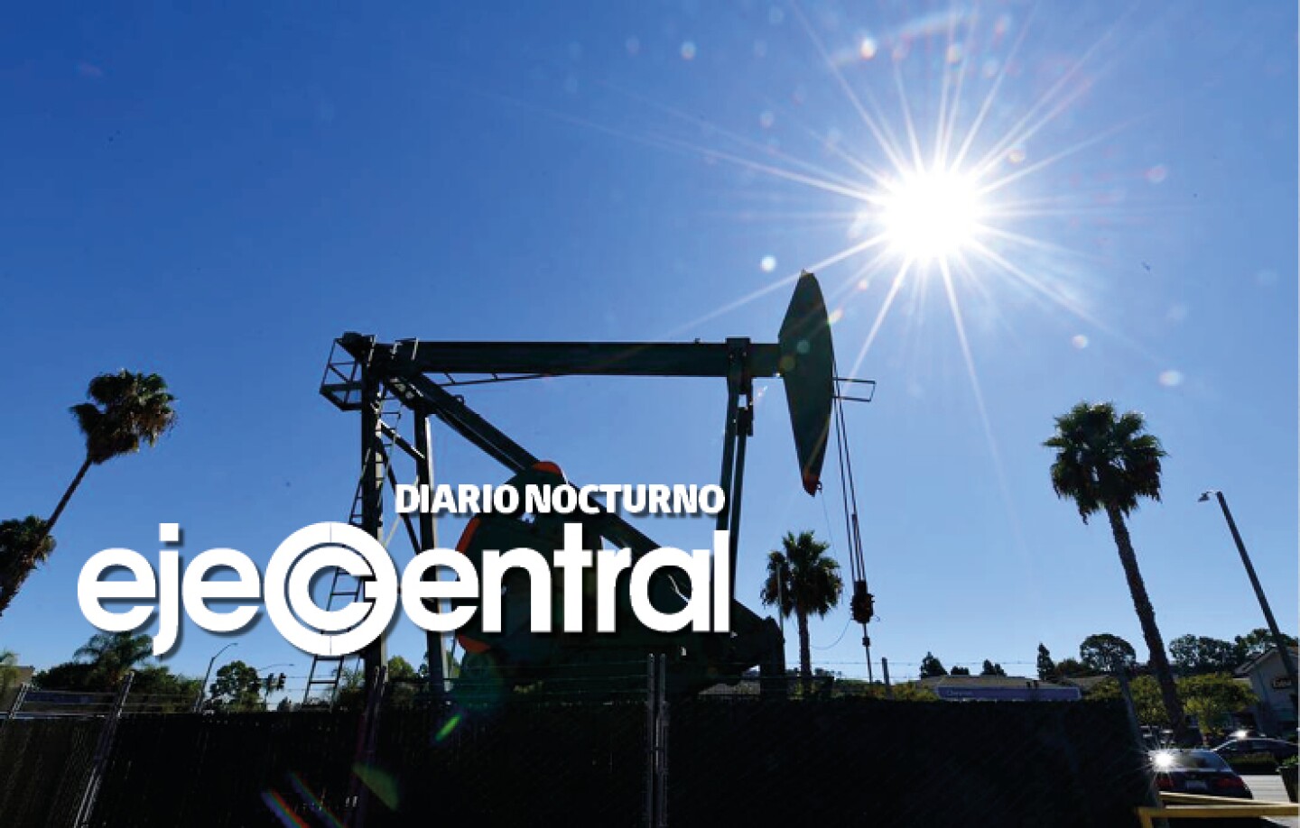 Promo_556_Petróleo toca máximo de 10 años
