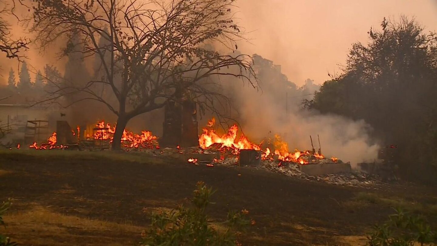 INCENDIO CALIFORNIA.jpg