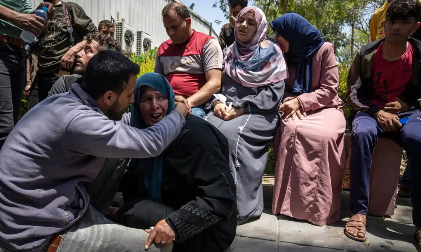 israel_grupos_militantes_palestinos_en_la_franja_de_gaza_negocian_un_alto_al_fuego