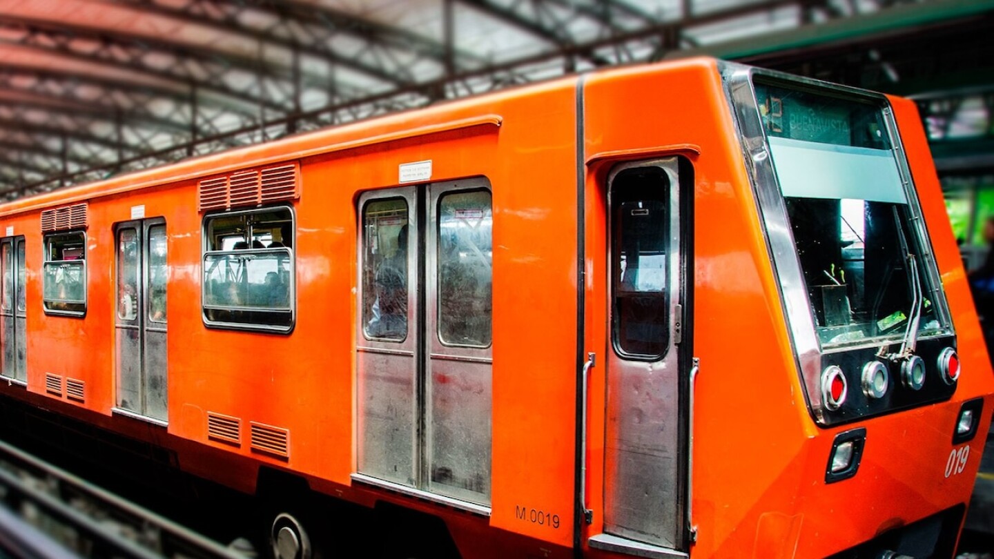 horario-metro-lunes-16-de-septiembre