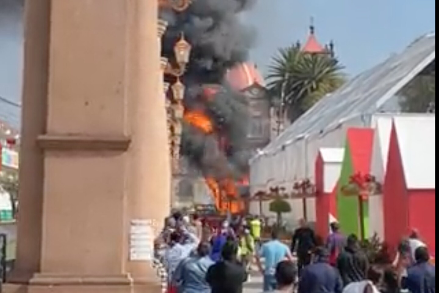 incendio-en-tultitlan-explanda-pista-de-hielo