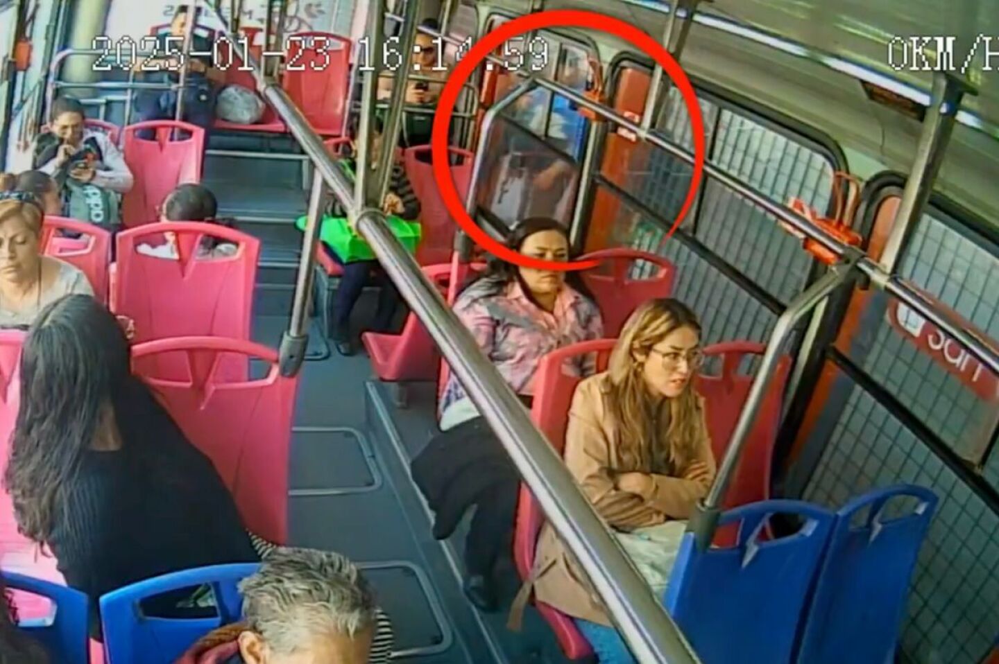 Mexibús-Robo-Celulares