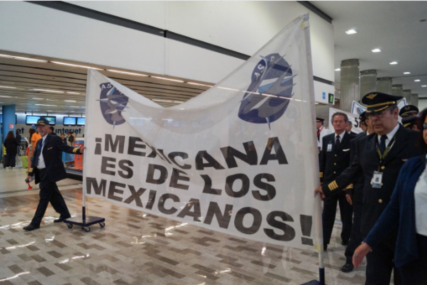 Mexicana_Aviación