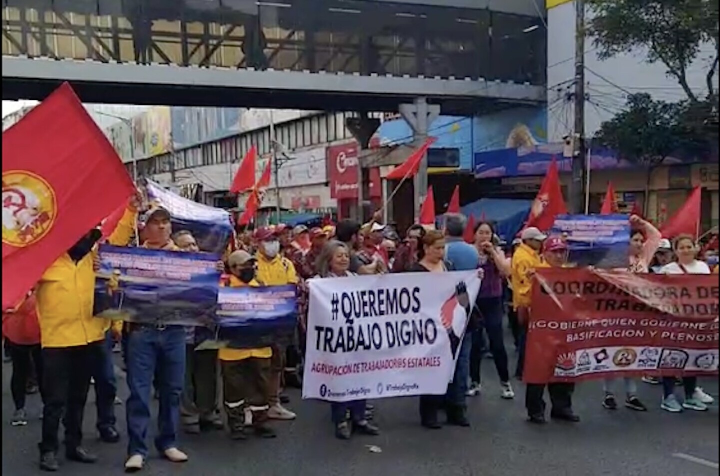 bloqueo-en-calzada-de-tlalpan-cierre-por-protesta-de-trabajadores