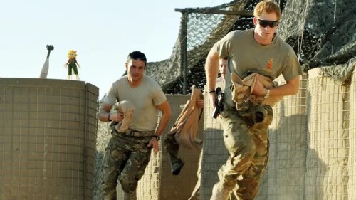 harry_talibanes_afganistán_ejército_spare_en_la_sombra