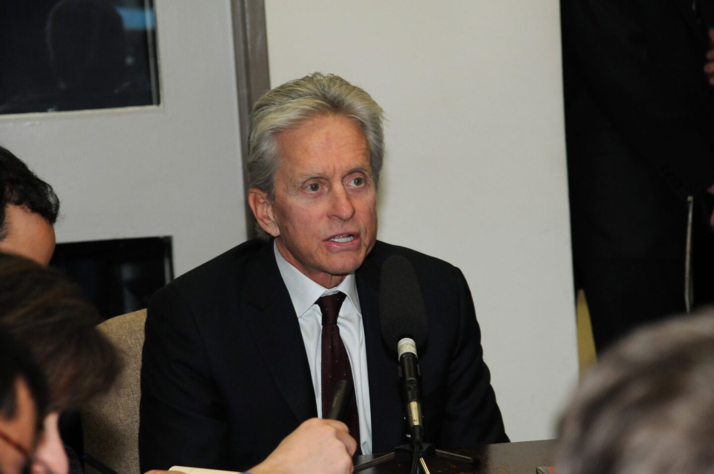 michael_douglas_palestina_israel_cerebro_lavado