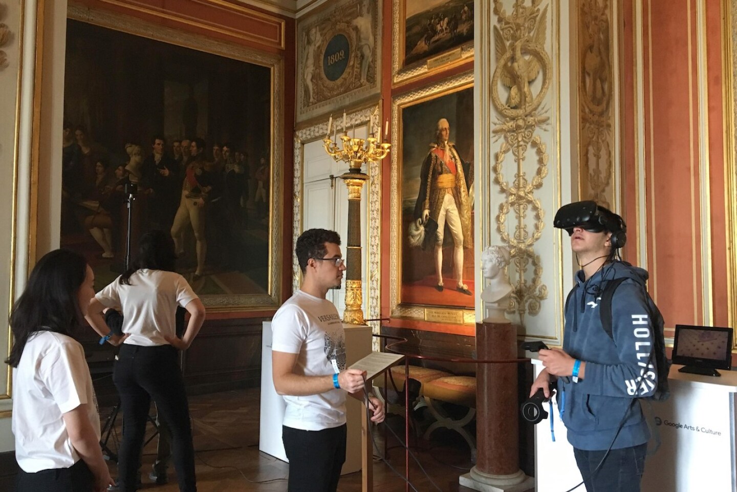Evac˙an el palacio de Versalles por una amenaza de bomba