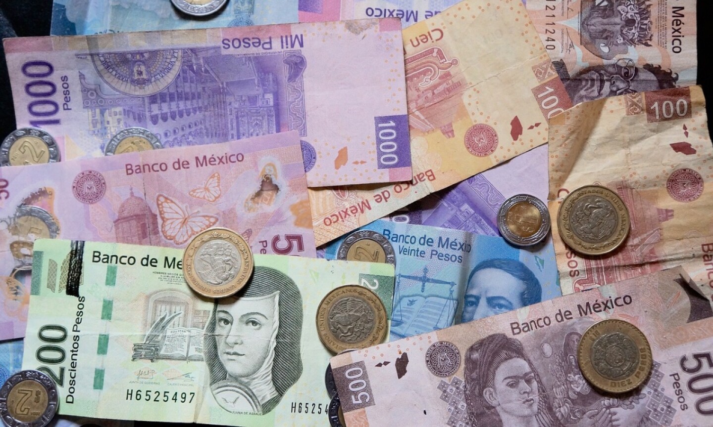 DINERO_mexicano