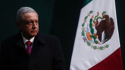 AMLO-Mañanera 1