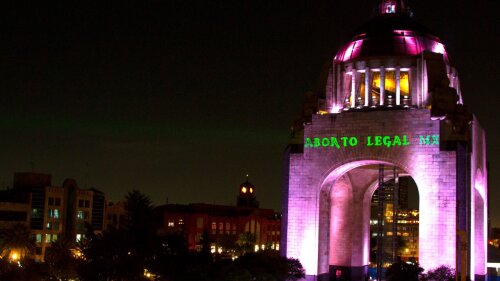 aborto-monumento-a-la-revolucion