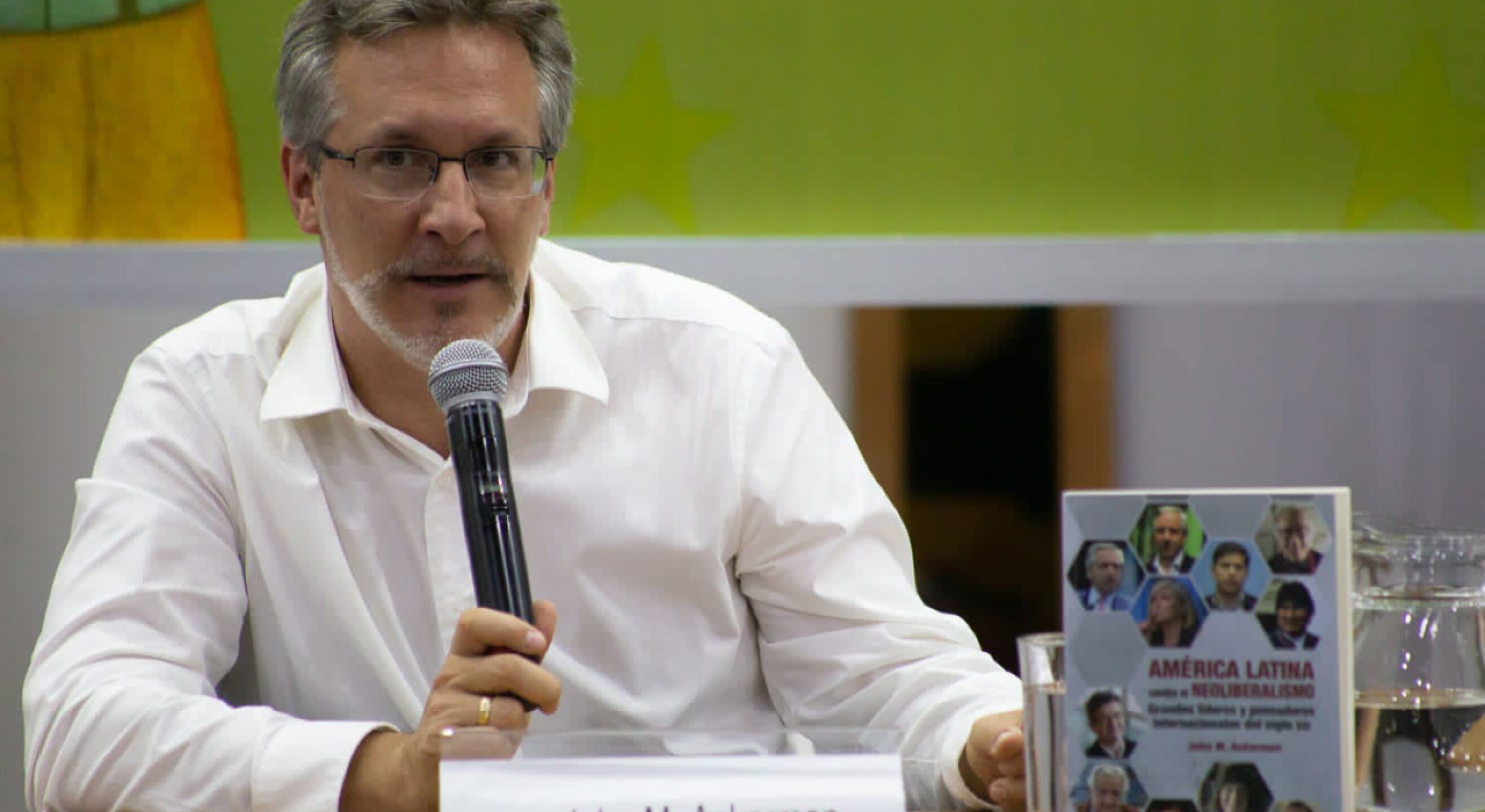 John-Ackerman-censura-1