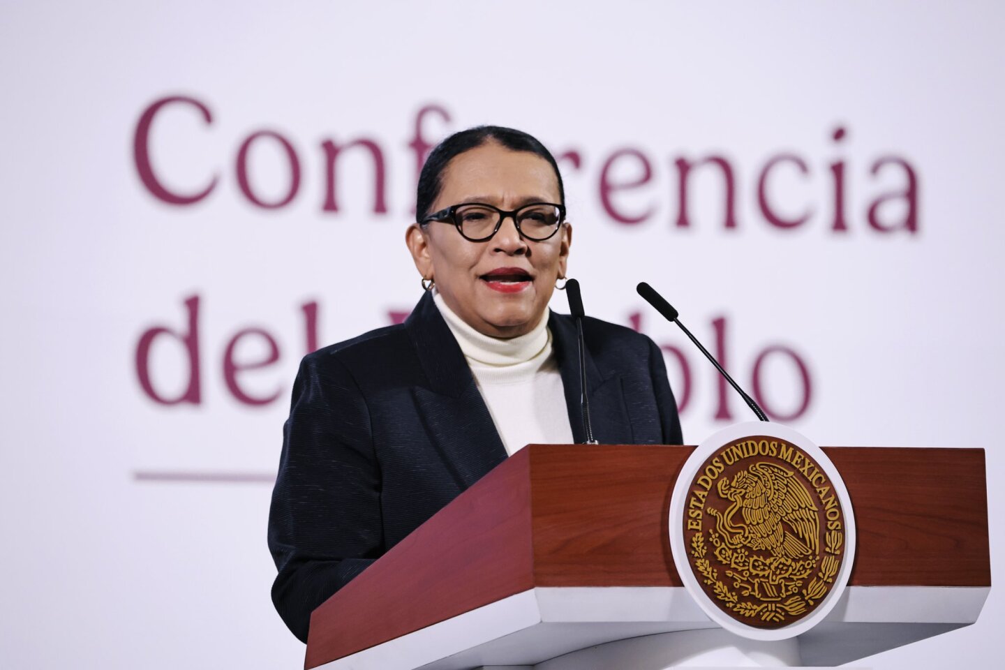 rosa icela rodríguez.jpg