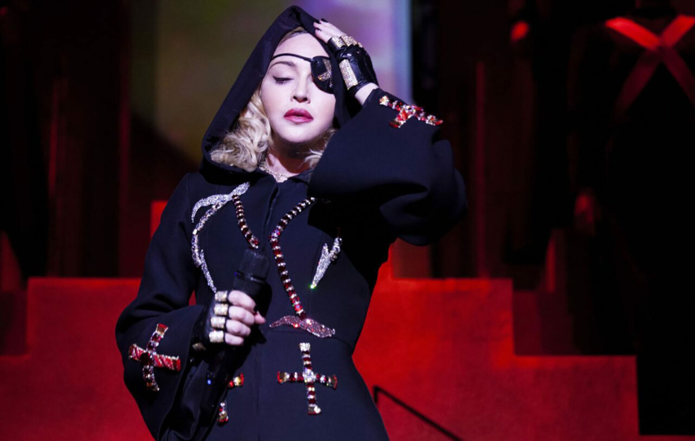 Madonna-en-Madame-X-Paramount-Plus-1280x813