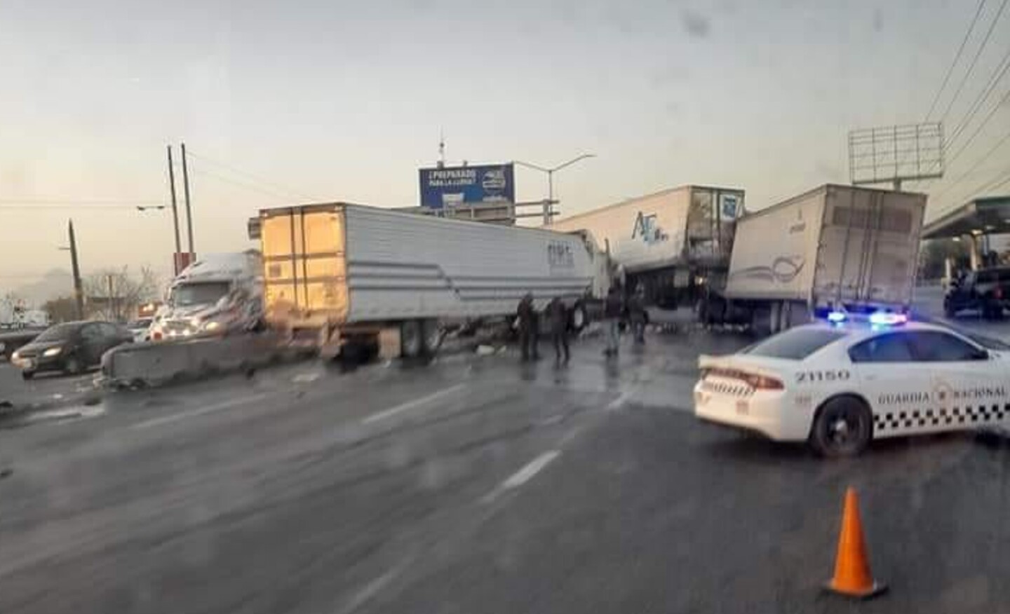 accidente-choque-carretera-laredo-apodaca-hoy-ok